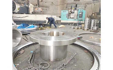 山西法蘭鍛件廠(chǎng)家為大家分享：鍛造鍛件的特點(diǎn)是什么？